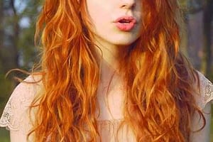 5 Dazzling Long Red Hairstyles
